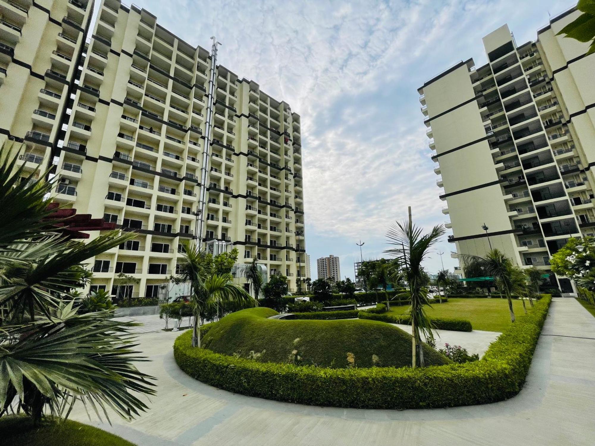 Achyutam Homes Lucknow Extérieur photo